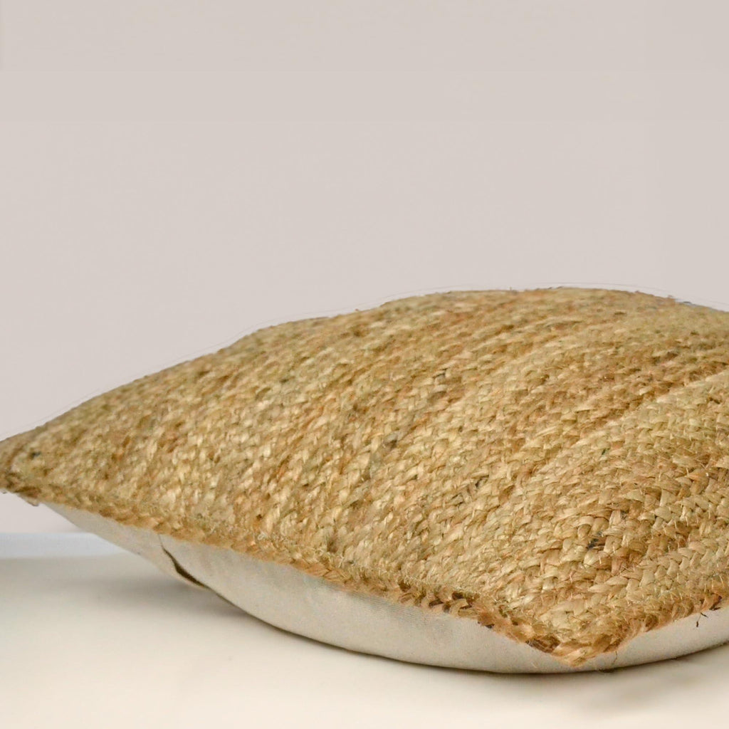 The Fine Living Co. Jute Throw Pillow Covers Braided Decorative Pillow Covers Farmhouse Accent Pillows for Couch Living Room Decor 18 x 18 inch Natural 1Pc
